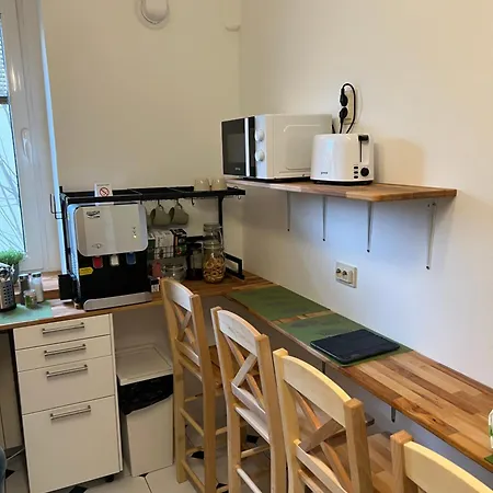Hostel Cabbage